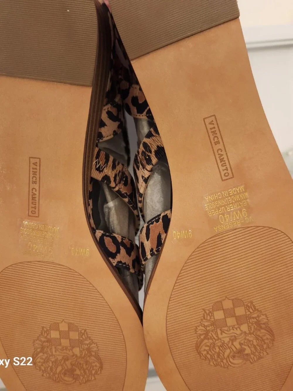 Vince Camuto Women’s Resensa Leather Demi Wedge Sandals Leopard Size 9.5 Wide